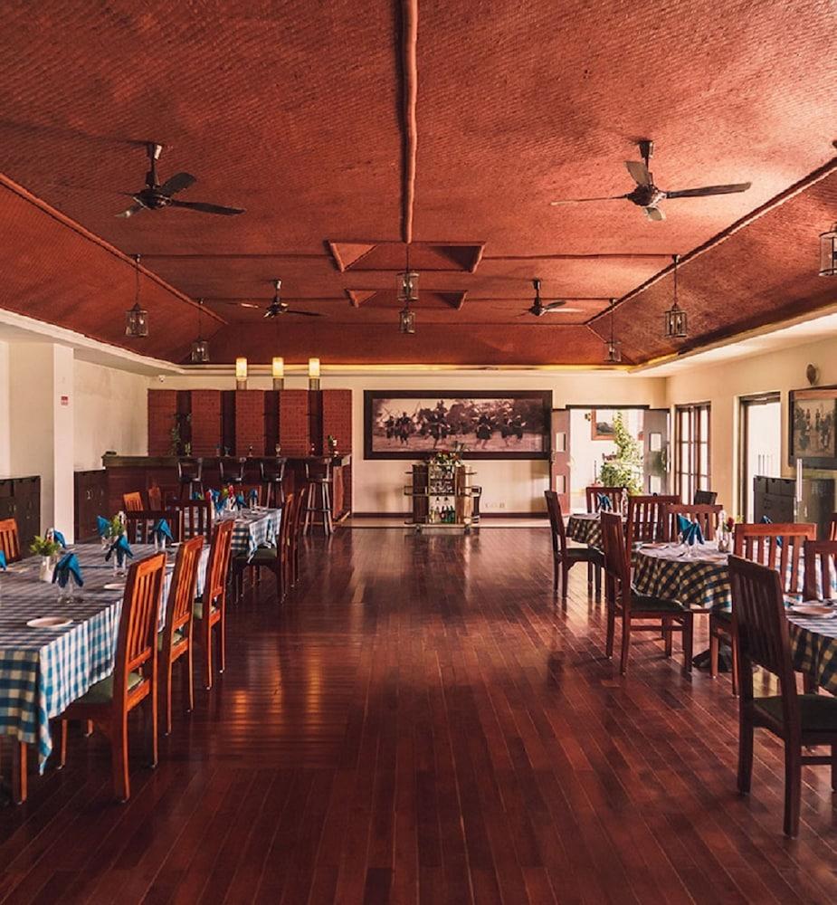 Amritara Ambatty Greens Resort Virajpet Exterior foto